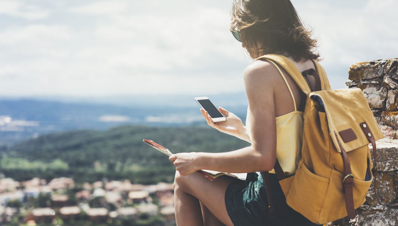 Como usar eSIM e melhor opção para viagem internacional em 2026