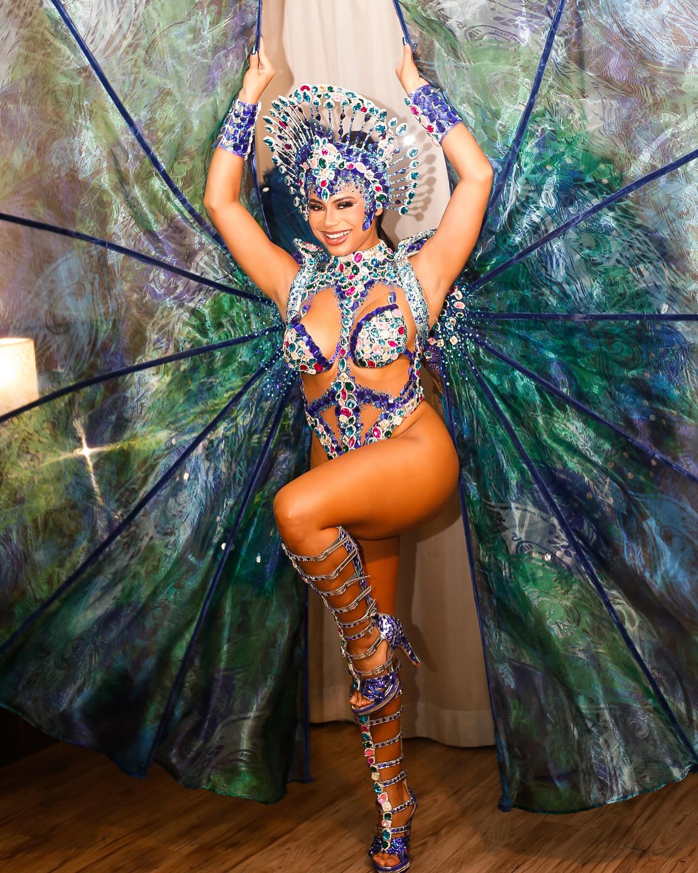 Look da Lexa no Carnaval 2024
