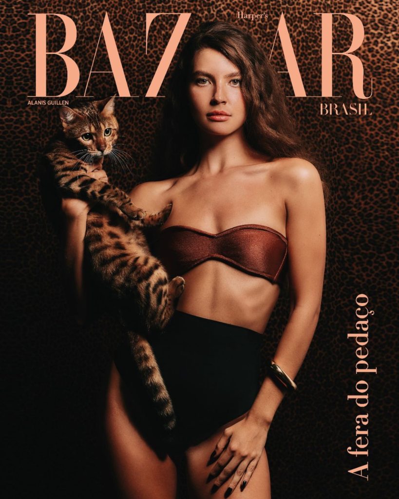 Alanis Guillen na capa da revista Harper's Bazaar Brasil de abril 2022