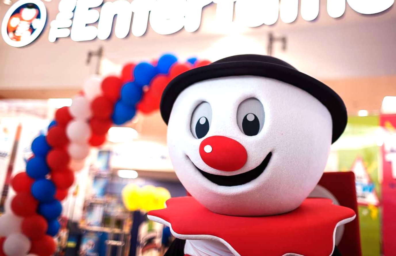 Dono transfere 100% da empresa para funcionarios